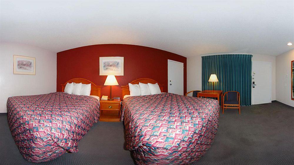Rodeway Inn Cow Palace Lamar Exterior photo