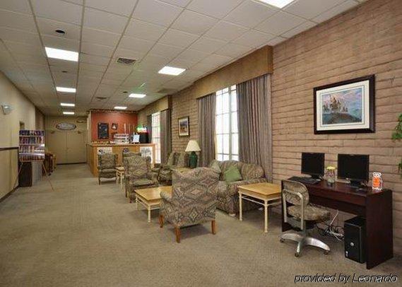 Rodeway Inn Cow Palace Lamar Interior photo